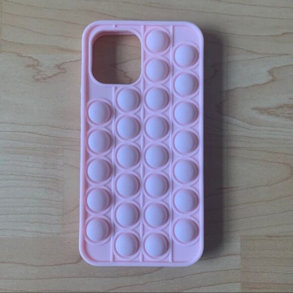 New Pink Silicone iPhone 12 Pro Max Case - Picture 1 of 4